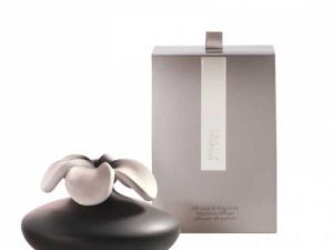 Diffusore per ambienti a fiore nero