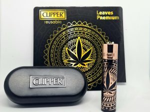 Accendino CLIPPER LEAVES PREMIUM 3 CON CONFEZIONE REGALO
