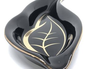 Posacenere a forma di foglia